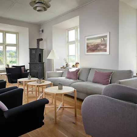 Haraldskaer Sinatur & Konference 4* فايل