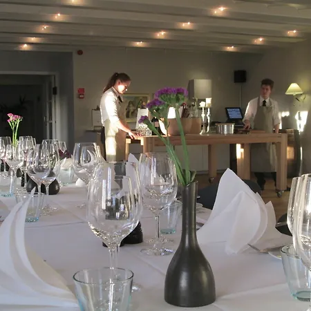 Haraldskaer Sinatur & Konference 4*